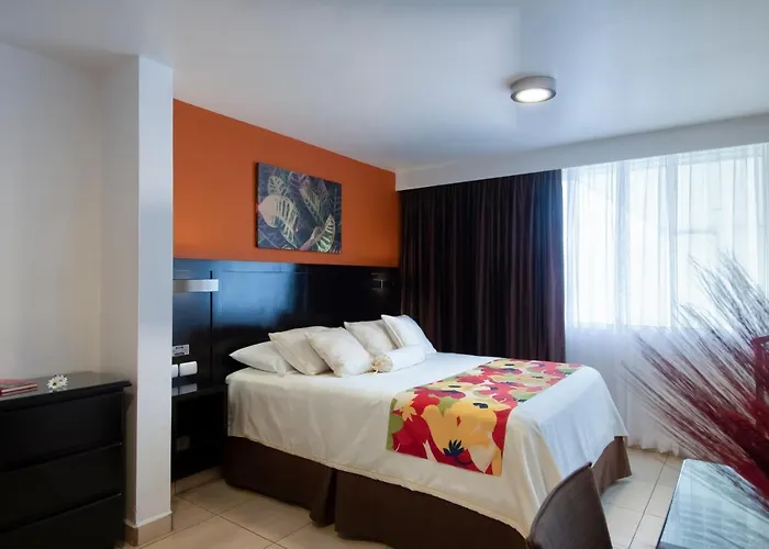 Hotel Residence Inn Suites Cristina