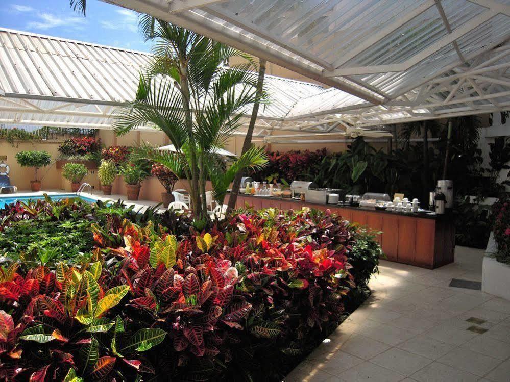 Hotel Cristina 4*